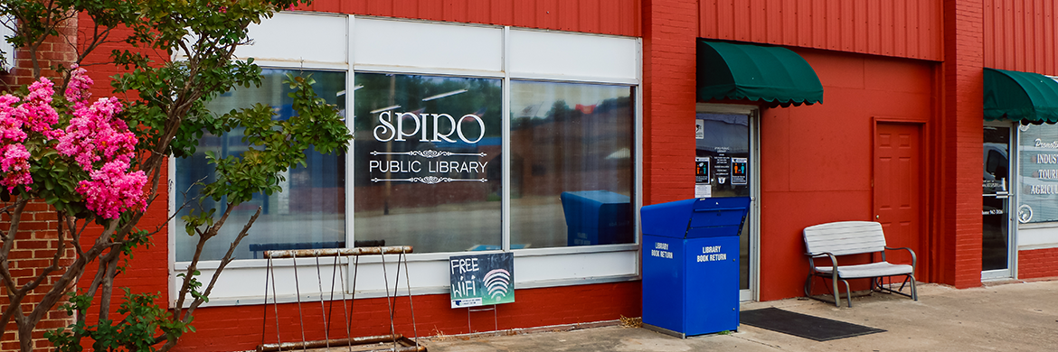 Spiro Public Library exterior photo