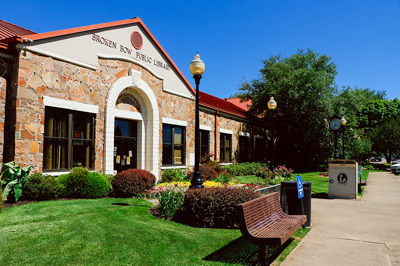 Broken Bow Public Library exterior