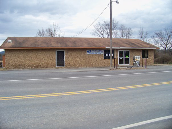 Pickens Reading Center exterior