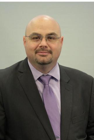 Michael Hull headshot