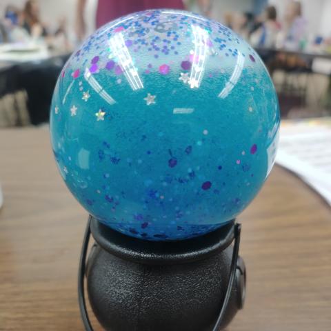 Glitter globe 